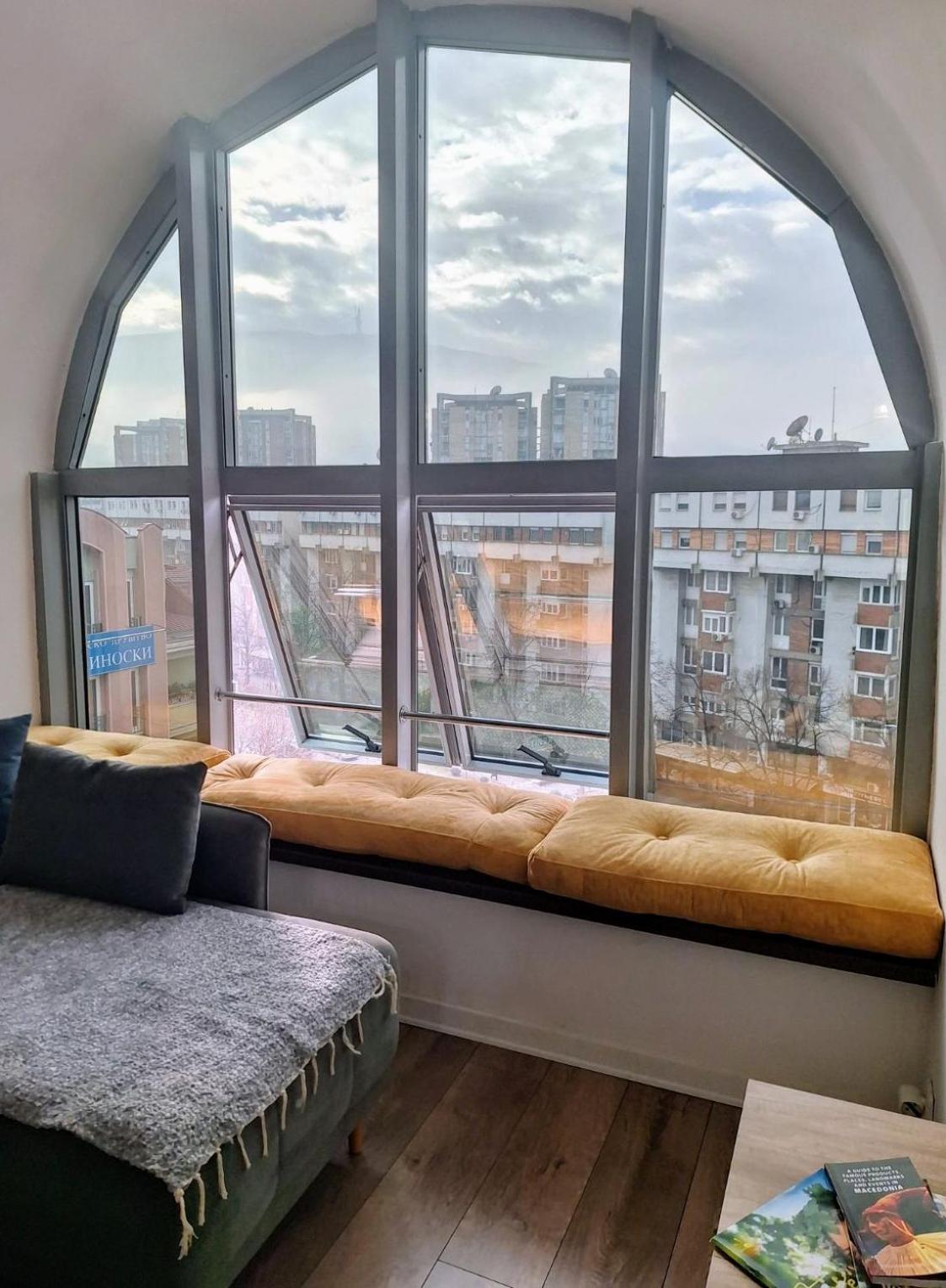 Skopje City Centar Apartment Near Marriott Esterno foto